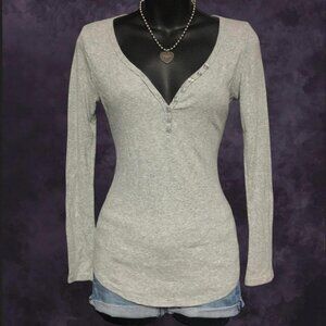 Y2K Grey Ribbed Henley Top